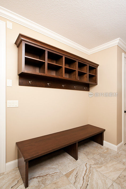 House Mudroom Bench和Storage Cubby